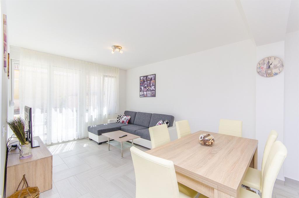 Apartment Darko Podstrana Ngoại thất bức ảnh