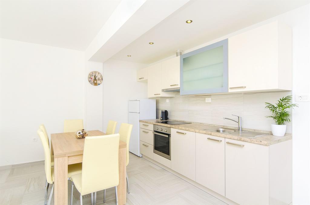Apartment Darko Podstrana Ngoại thất bức ảnh